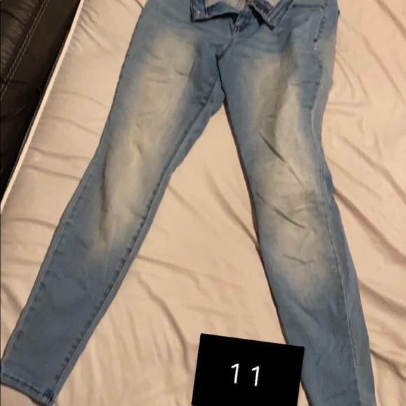 Jeans $10 shorts $3 shirts $5 - Picture 8 of 10